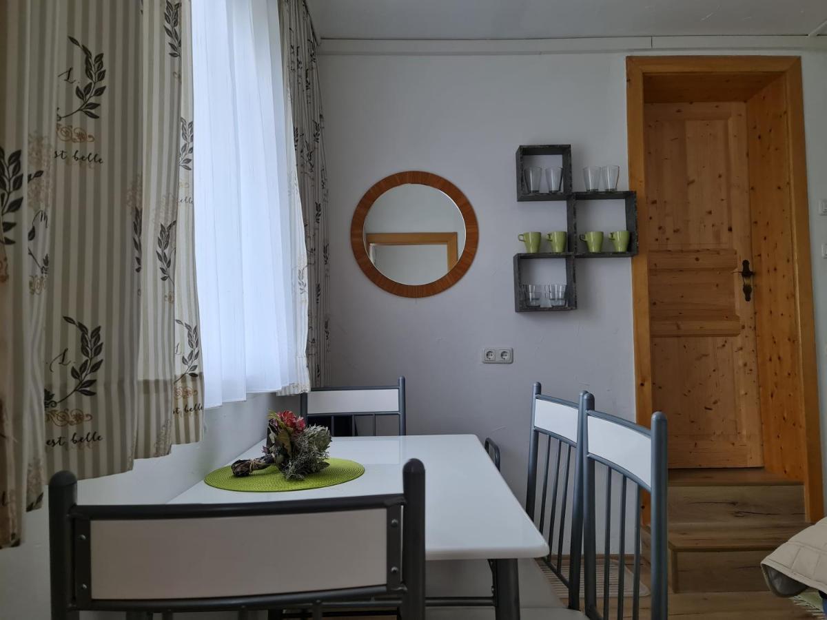Hallstatt Feeling - - Self Check-in