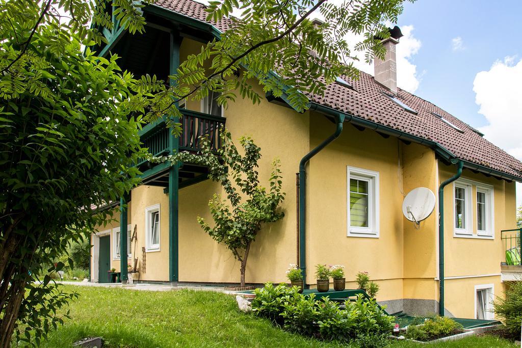 Hallstatt Feeling - - Self Check-in *